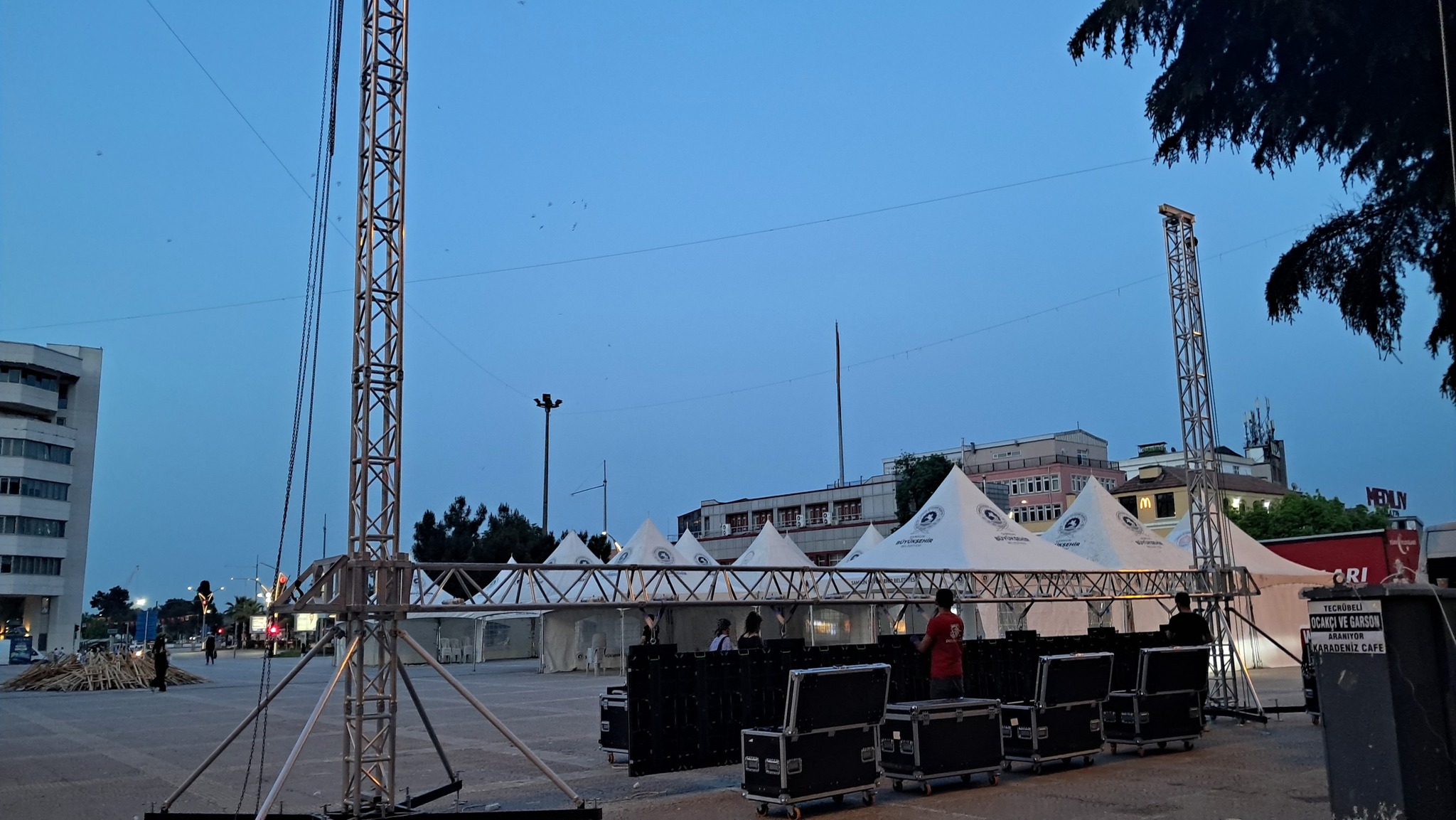 SAMSUN CUMHURİYET MEYDANI LED EKRAN
