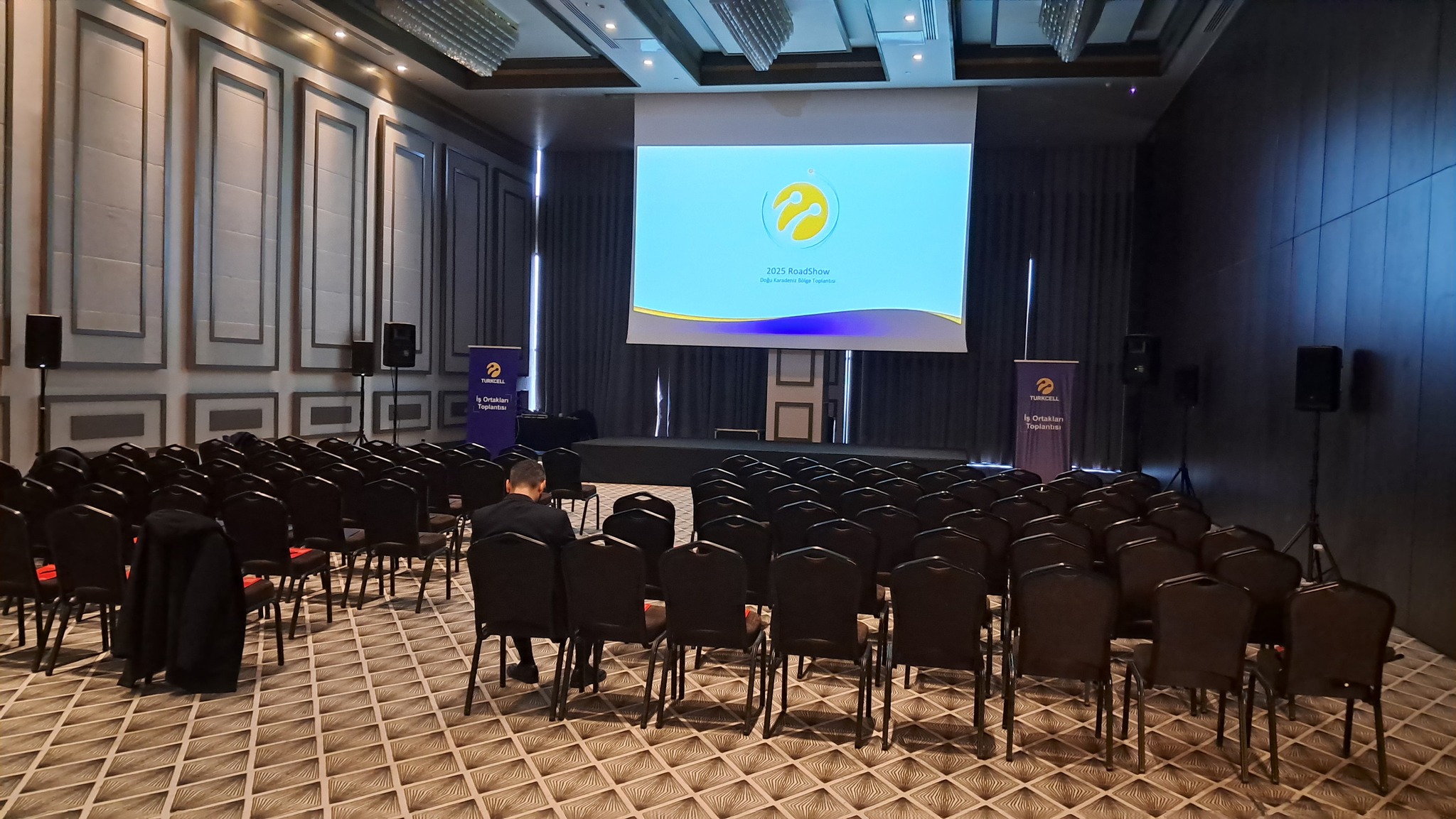 TRABZON RAMADA OTEL SES SAHNE KURULUMU